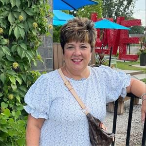 Meet your Posher, Paula